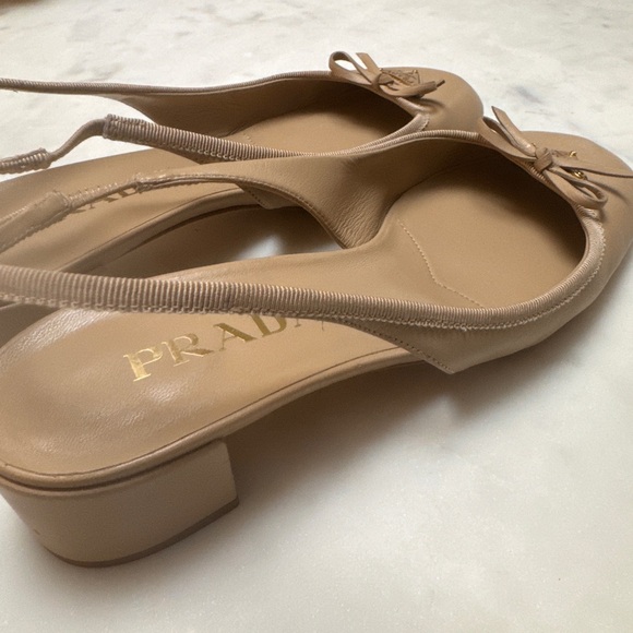 Prada Triangle Logo Bow Slingback Pump - Picture 5 of 11